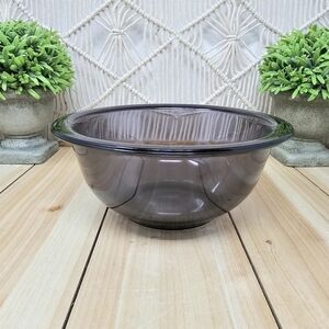 Pyrex Originals Amethyst 7" Mixing Bowl